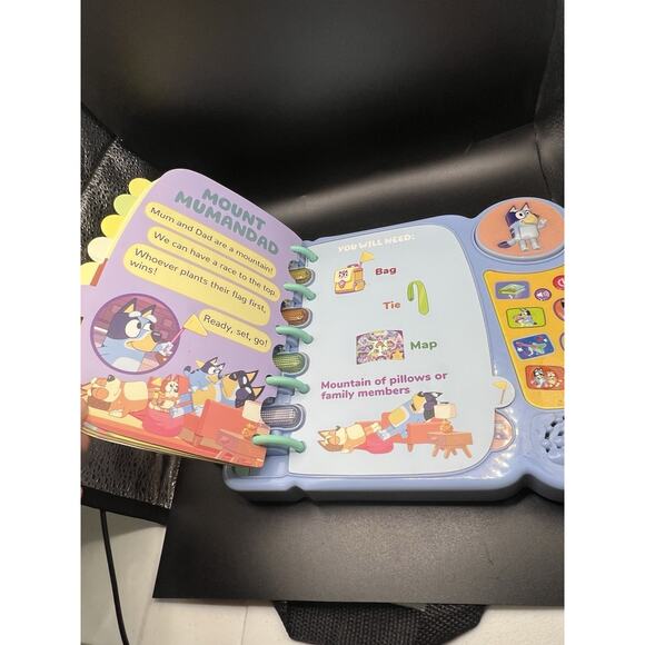 VTech 80-541200 Bluey Bluey's Book of Games Plays Music, Lights Flash & Talks - Picture 8 of 9